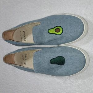 SOLUDOS Embroiderd Avocado Light Denim Slip On Shoes Size 9.5 Womans